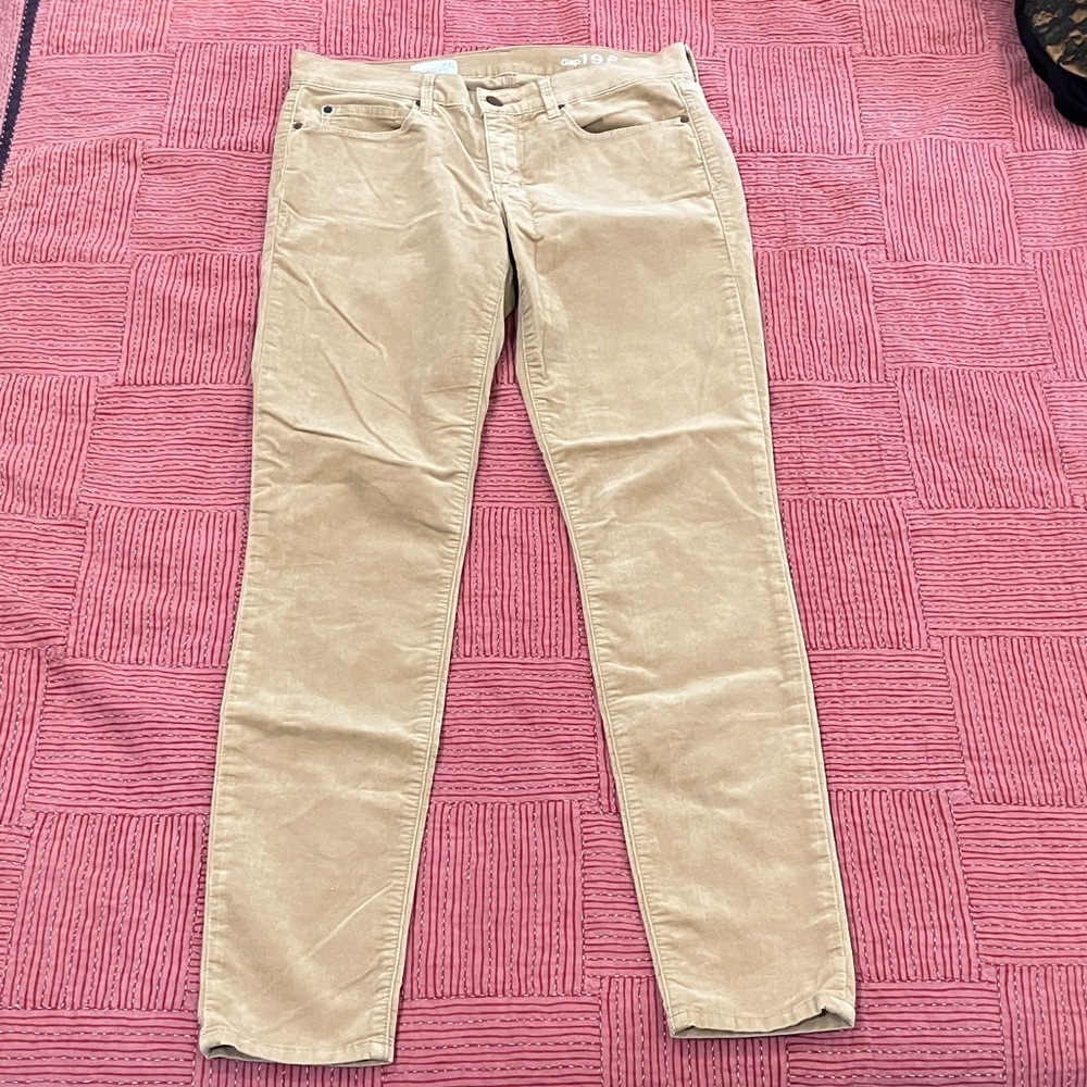 GAP corduroy women’s size 27R (regular) corduroy legging jeans